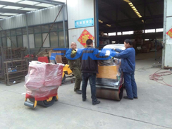 福瑞得機(jī)械座駕壓路機(jī)，手扶壓路機(jī)包裝發(fā)貨