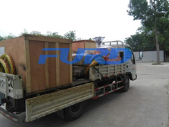 福瑞德機械小型灌縫機，手扶壓路機，灌縫膠及時發(fā)貨